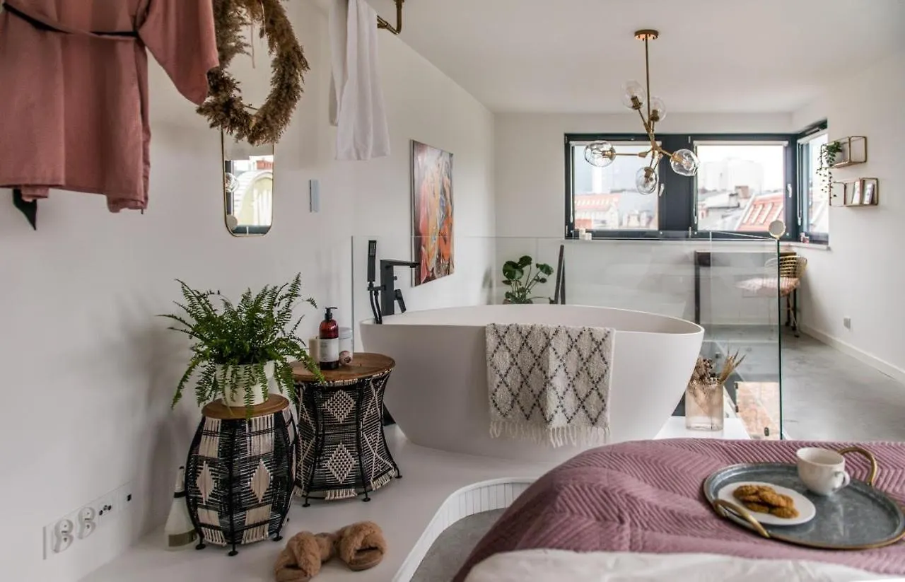 Hedo & Art Loft - Old Town Apartment Poznan
